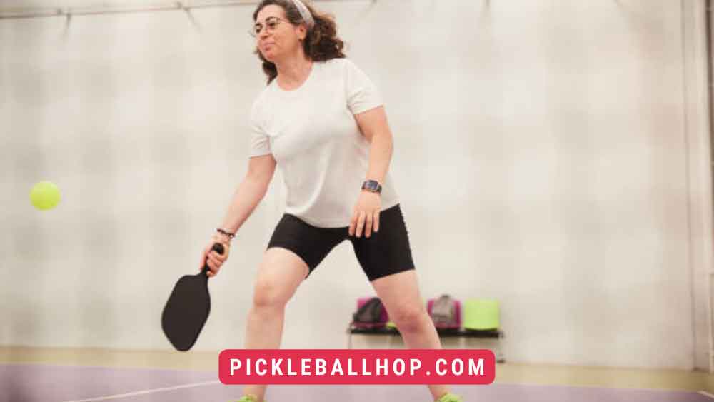 pickleball court size vs badminton